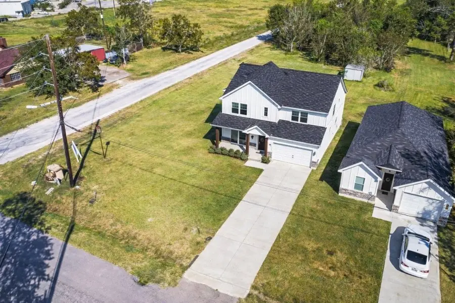 202 Sunset Heights Avenue, Dayton, TX 77535 - #2