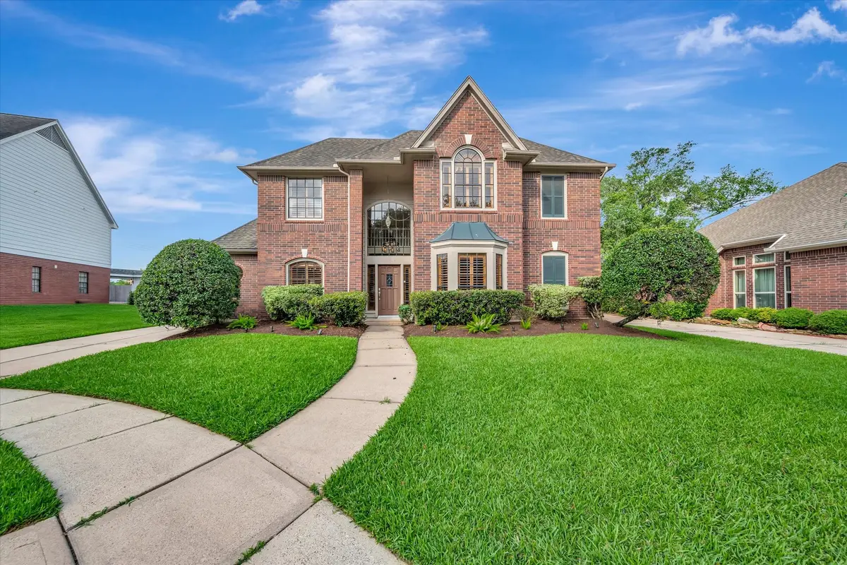 13714 Robin Hill Court, Houston, TX 77059 - #1