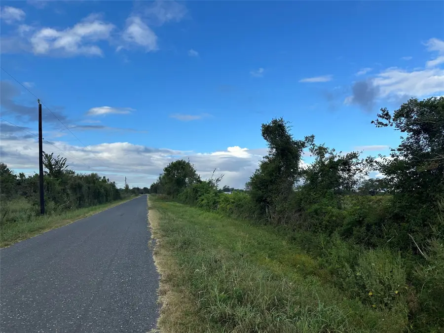 7017 County Road 100, Boling, TX 77420 - Image #3