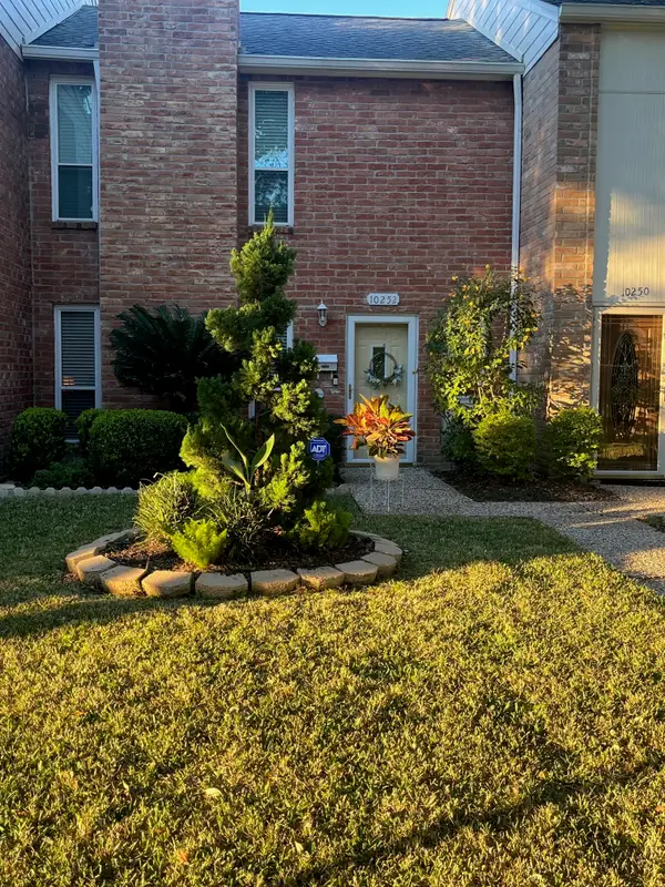 10252 Longmont Drive #45/4, Houston, TX 77042