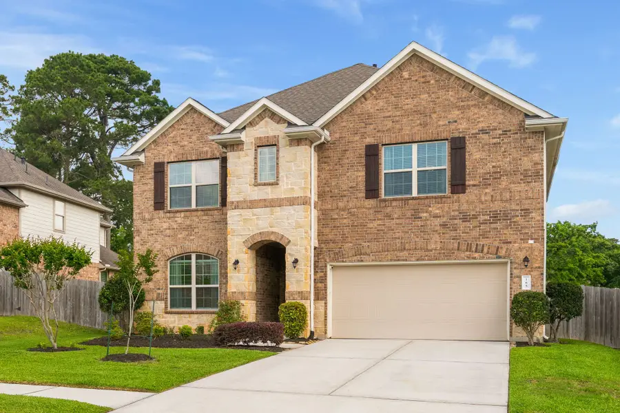 165 Chestnut Meadow Drive, Conroe, TX 77384 - #2