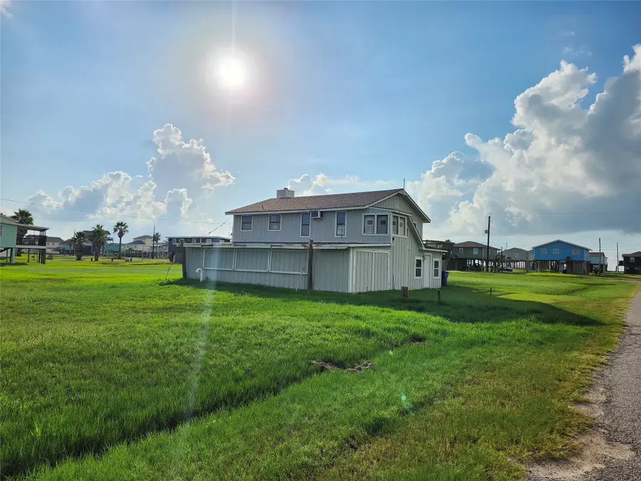 522 Surf Drive, Surfside Beach, TX 77541 - #2