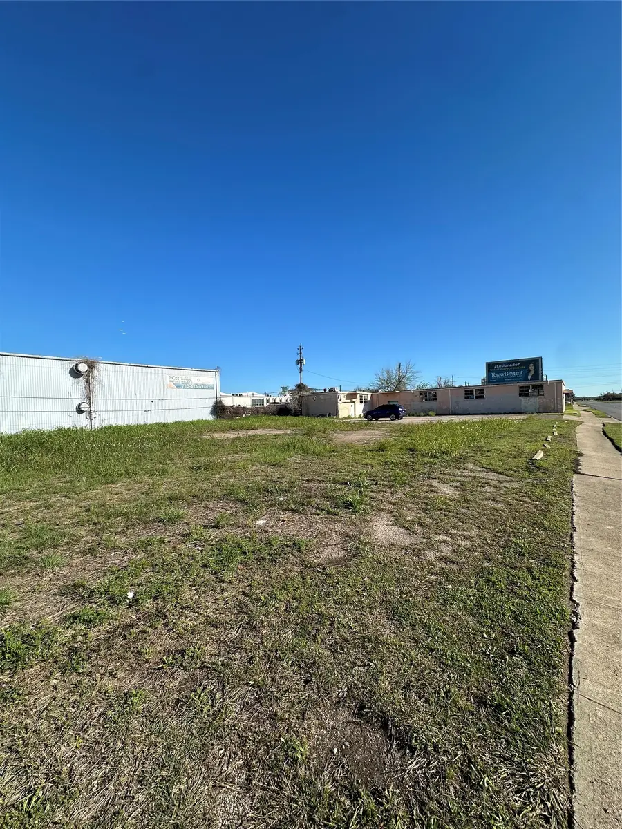 8243 Telephone Road, Houston, TX 77061 - #2