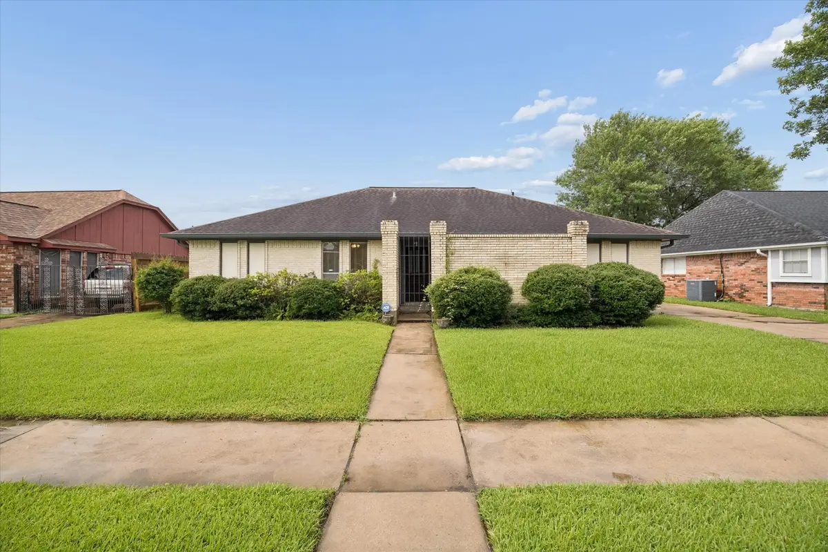 10328 Rocky Hollow Road, La Porte, TX 77571 - #1