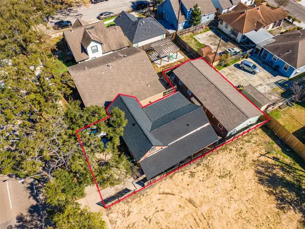 307 York Street, Houston, TX 77003