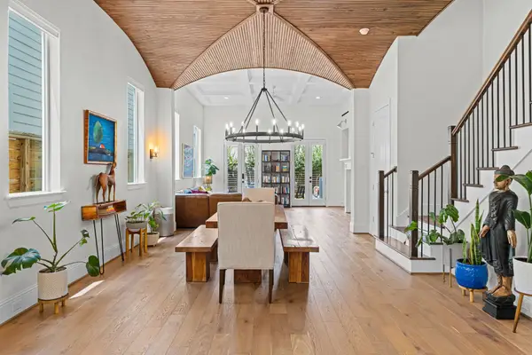 533 W 27th Street, Houston, TX 77008
