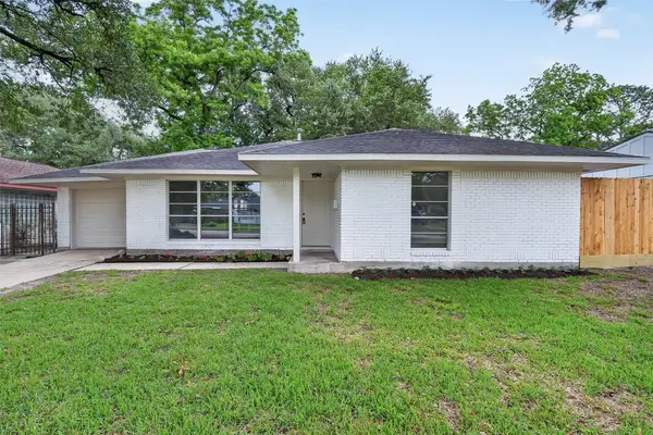 4106 Woodshire Street, Houston, TX 77025