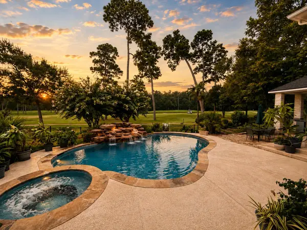 6611 Course View Lane, Spring, TX 77389