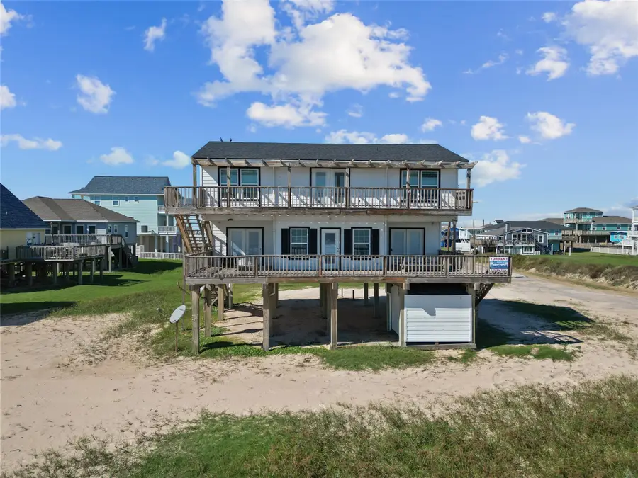 125 Driftwood Court, Surfside Beach, TX 77541 - Image #2