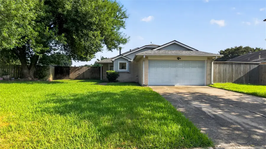 14138 Clover Point Drive, Sugar Land, TX 77498 - #2