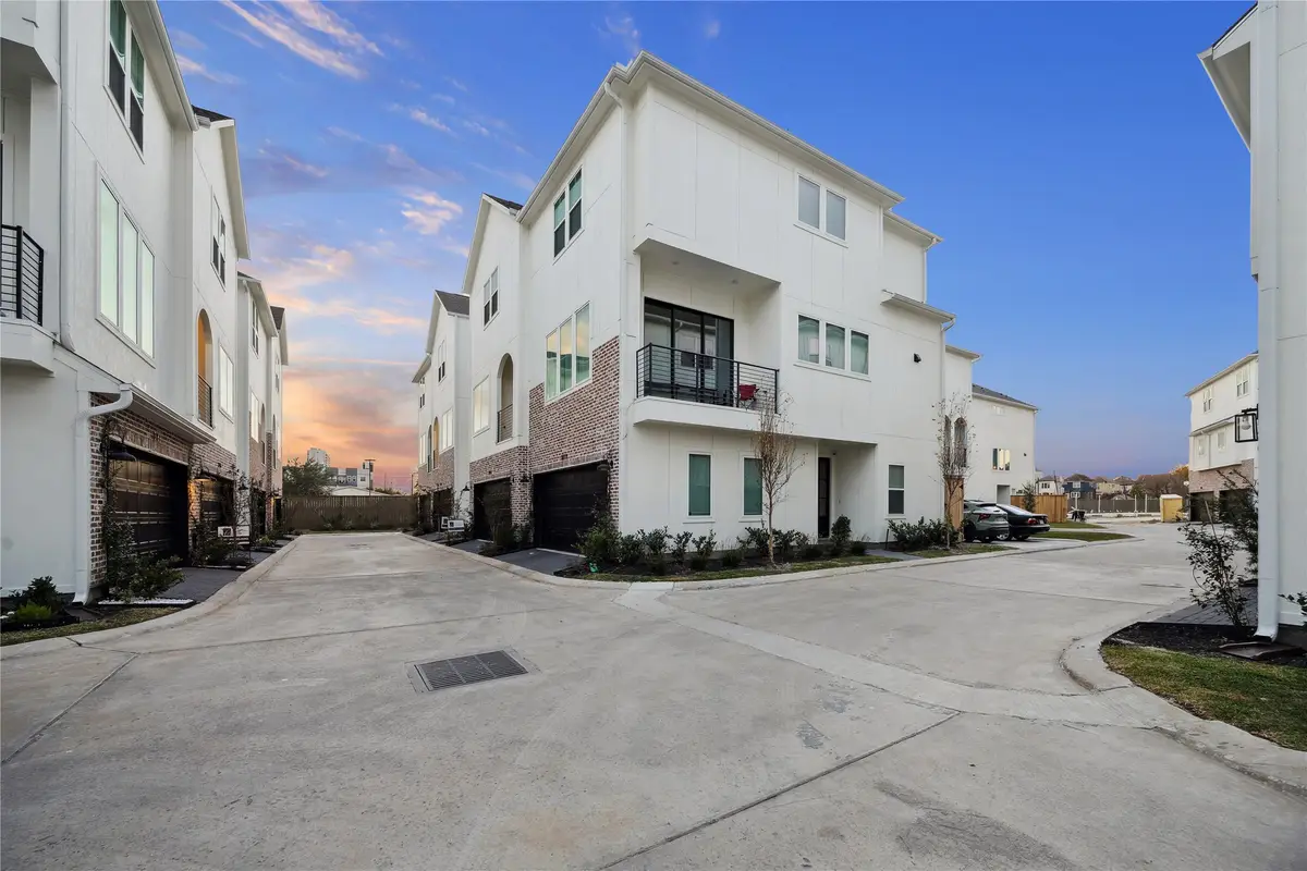 3067 Hicks Street, Houston, TX 77007 - #1