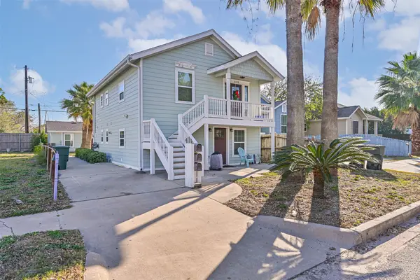 5315 Avenue R, Galveston, TX 77551