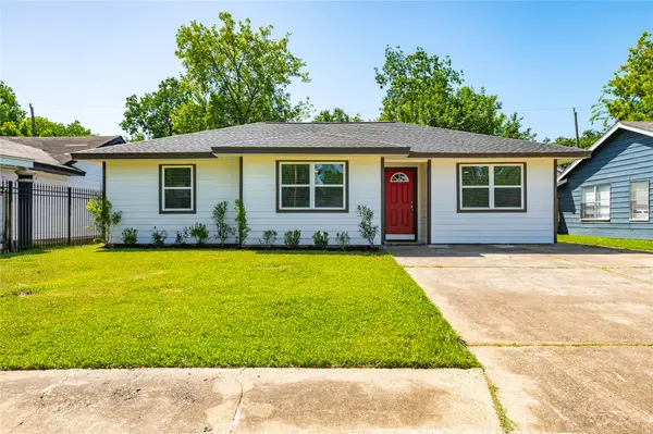 2410 Huntington Drive, Pasadena, TX 77506