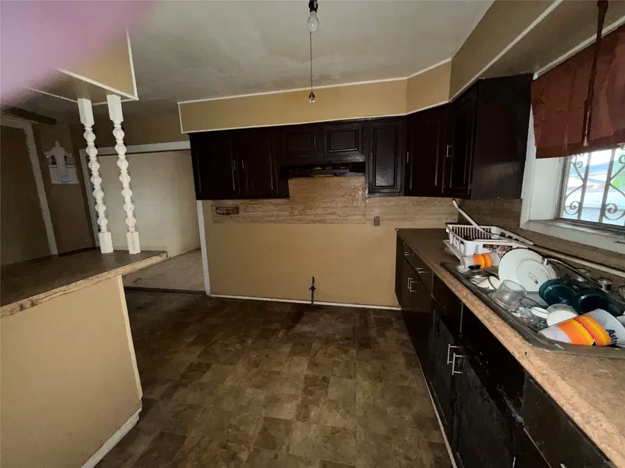 7024 Avenue H, Houston, TX 77011 - #2