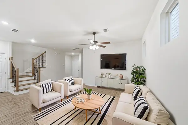 8663 Cedardale Park Drive, Houston, TX 77063