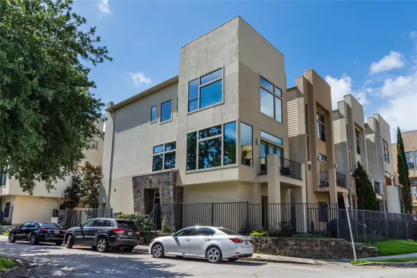 1910 Woodbury Street, Houston, TX 77030