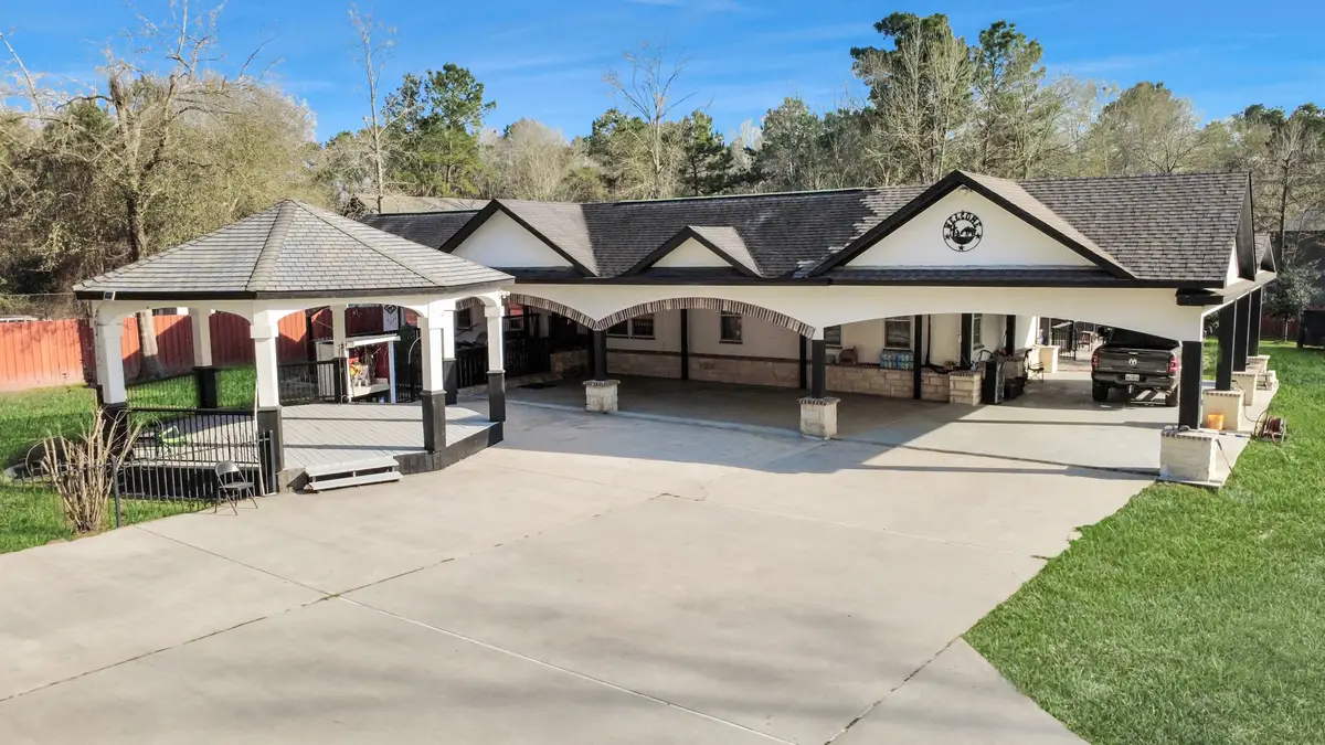 26090 Cornwall, New Caney, TX 77357 - #1