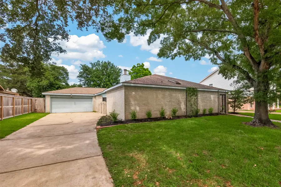 15539 Torry Pines Road, Houston, TX 77062 - #2