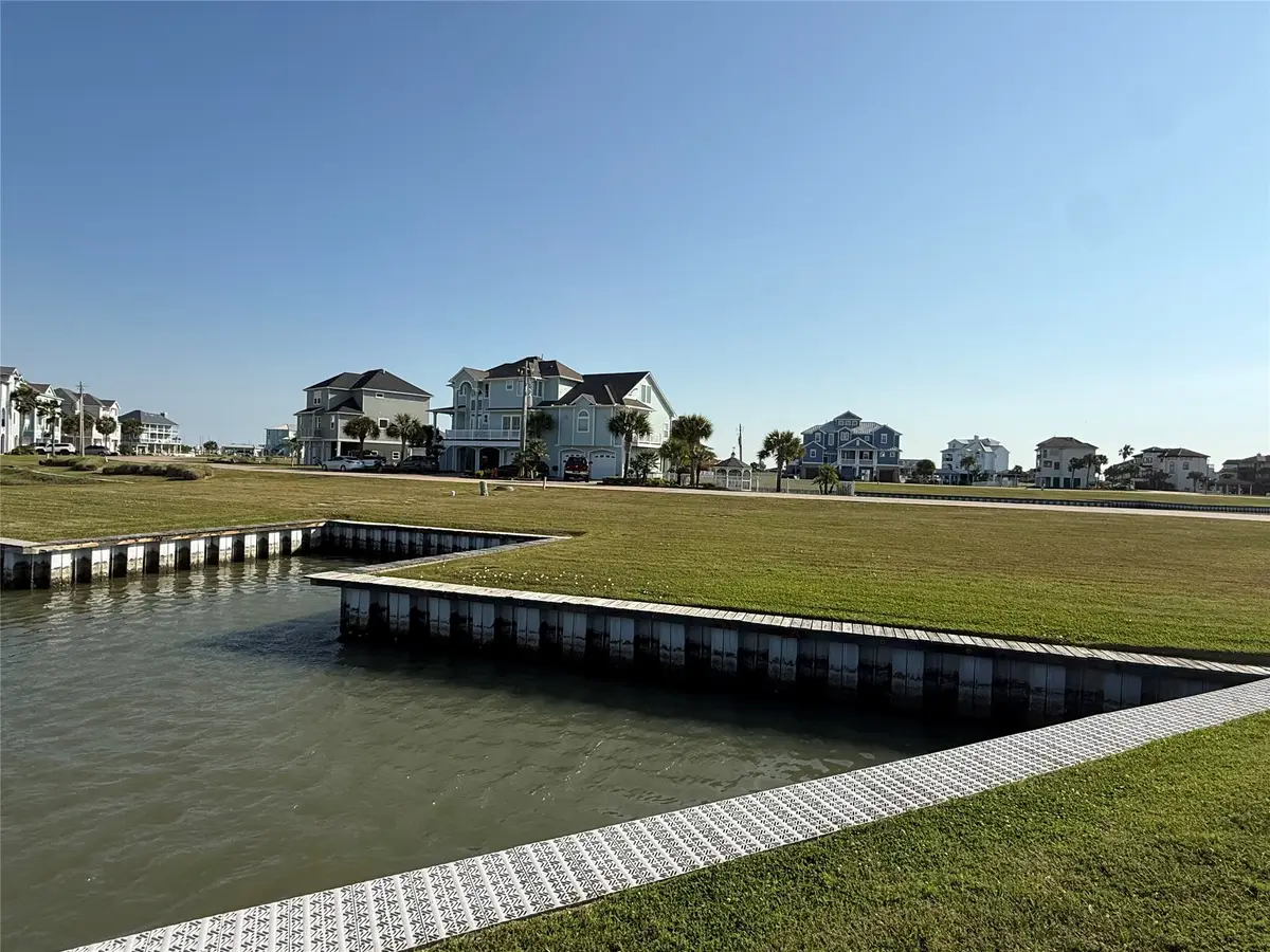2 Fleming, Hitchcock, TX 77563 - #1