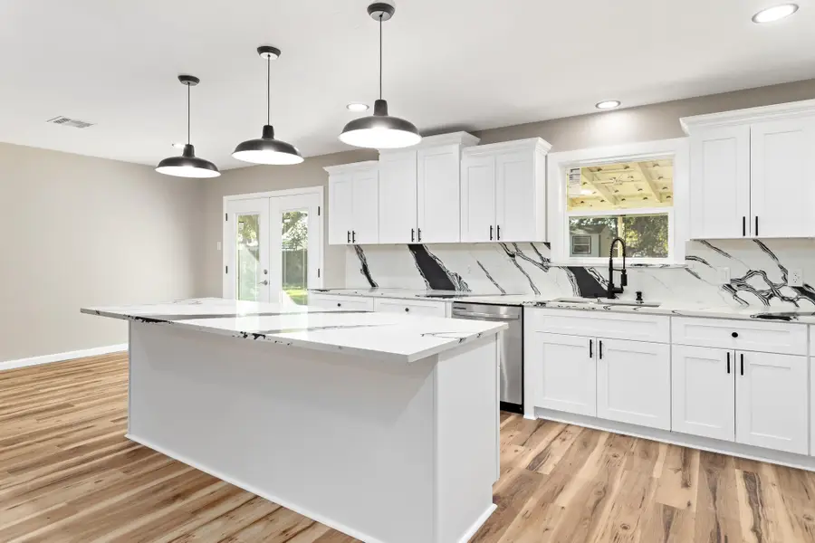 1526 Campbell Road, Winnie, TX 77665 - Image #3