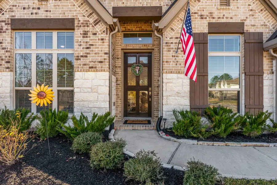 153 Sweeping Valley Drive, Montgomery, TX 77316 - #2