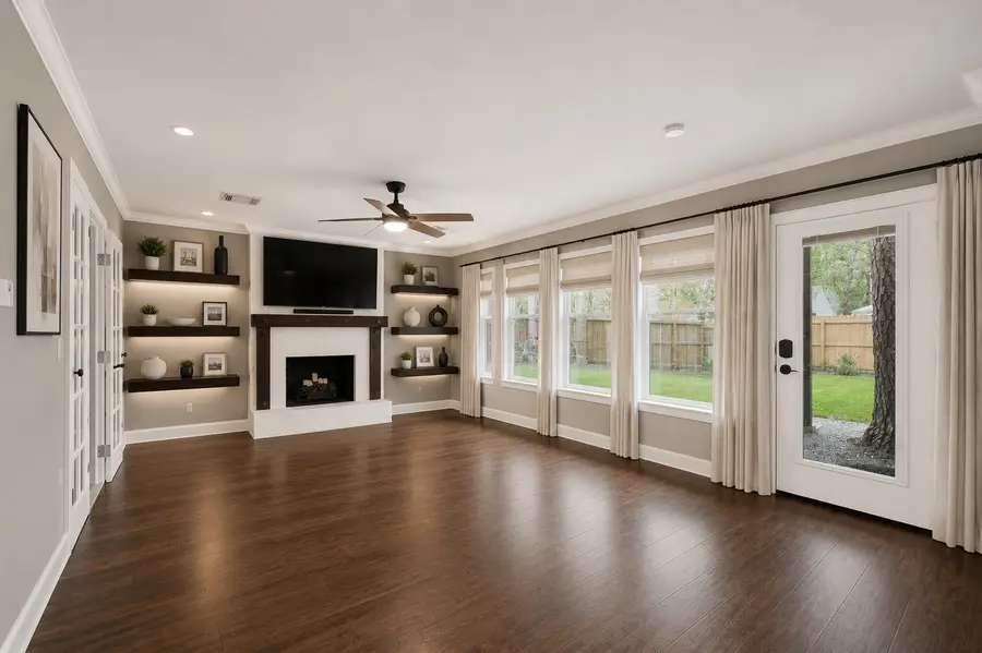 5 N Deerfoot Circle, The Woodlands, TX 77380 - #3