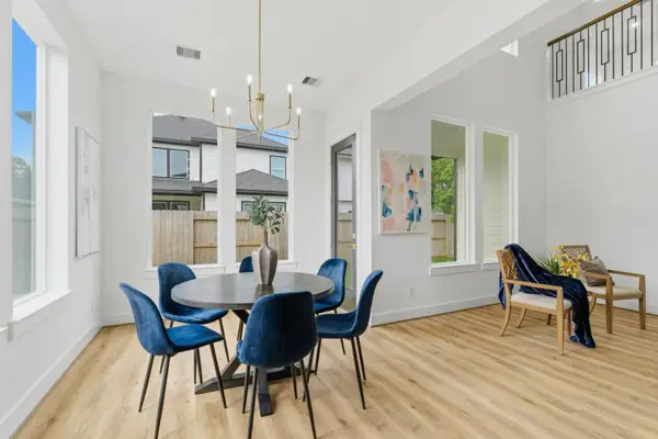 11625 N D Street, La Porte, TX 77571