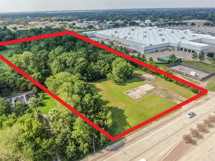 3302 Dixie Farm Road, Pearland, TX 77581 - #2