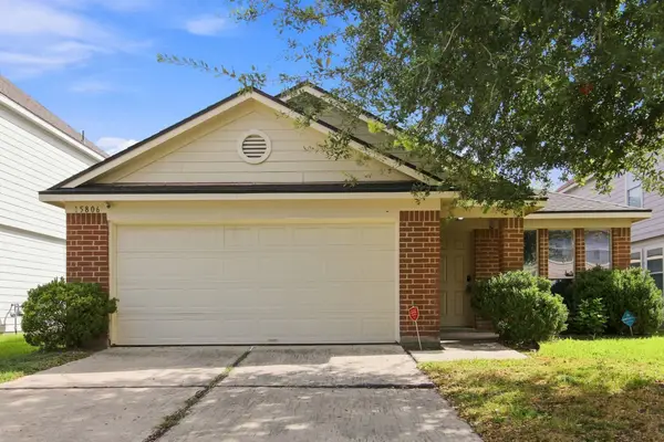 15806 Pin Oak Ridge Street, Houston, TX 77073