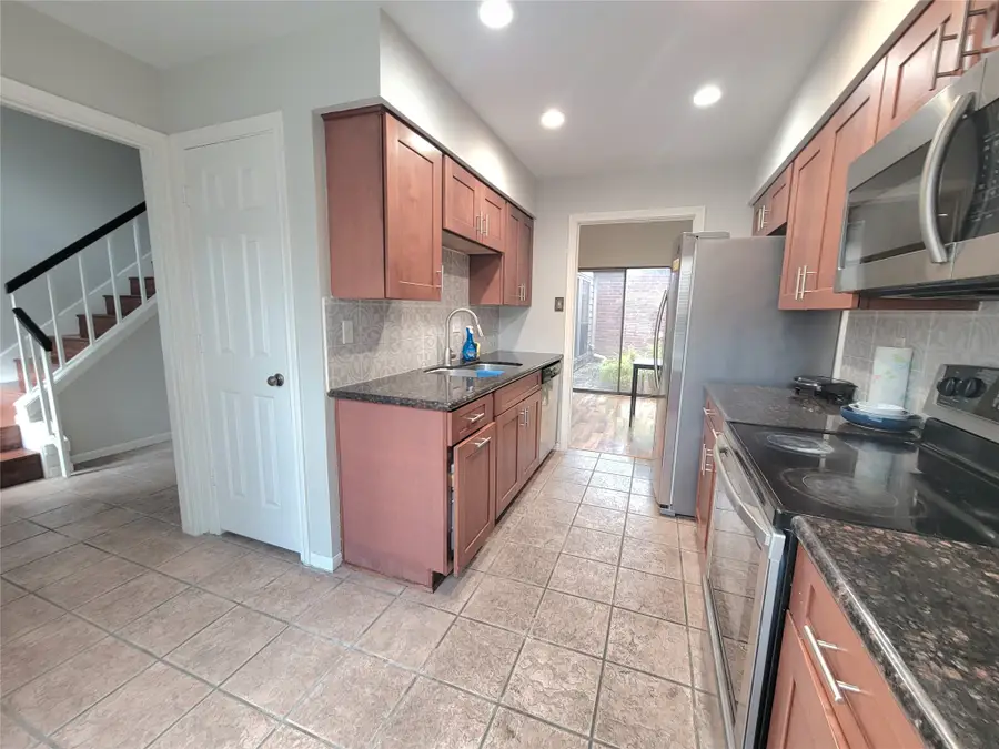 7447 Cambridge Street #30, Houston, TX 77054 - #2
