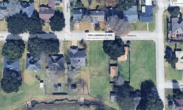 1004 Lawndale Avenue, Brenham, TX 77833