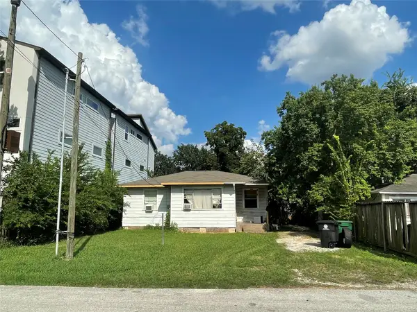 3718 Robertson Street, Houston, TX 77009