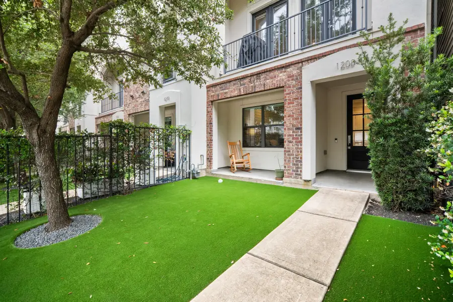1208 W Dallas Street, Houston, TX 77019 - #2