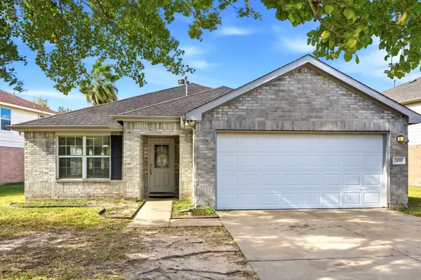 2410 Braypark Lane, Katy, TX 77450