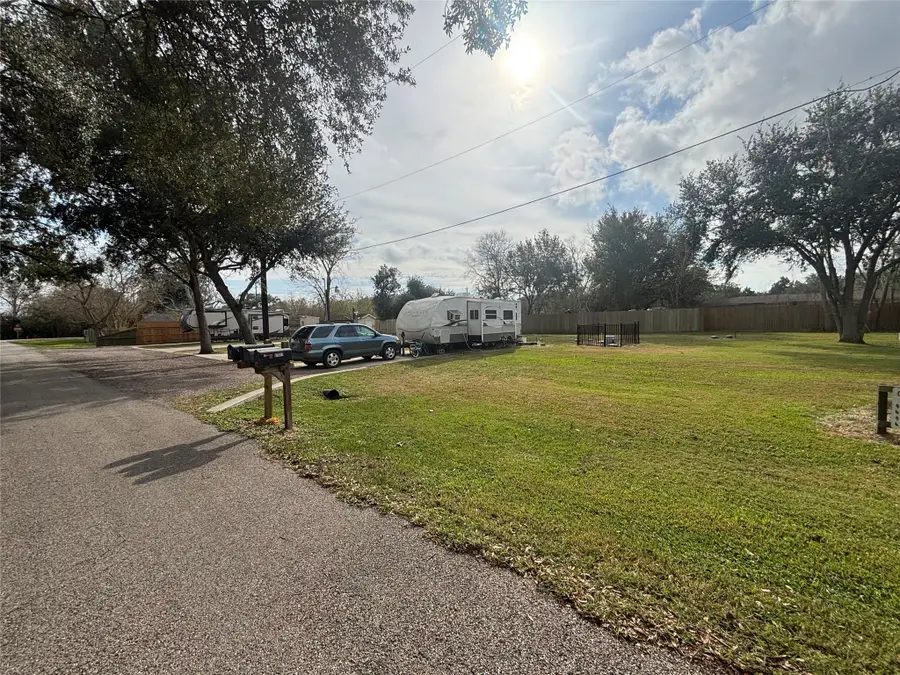 17915 Houston Avenue, Alvin, TX 77511 - #2