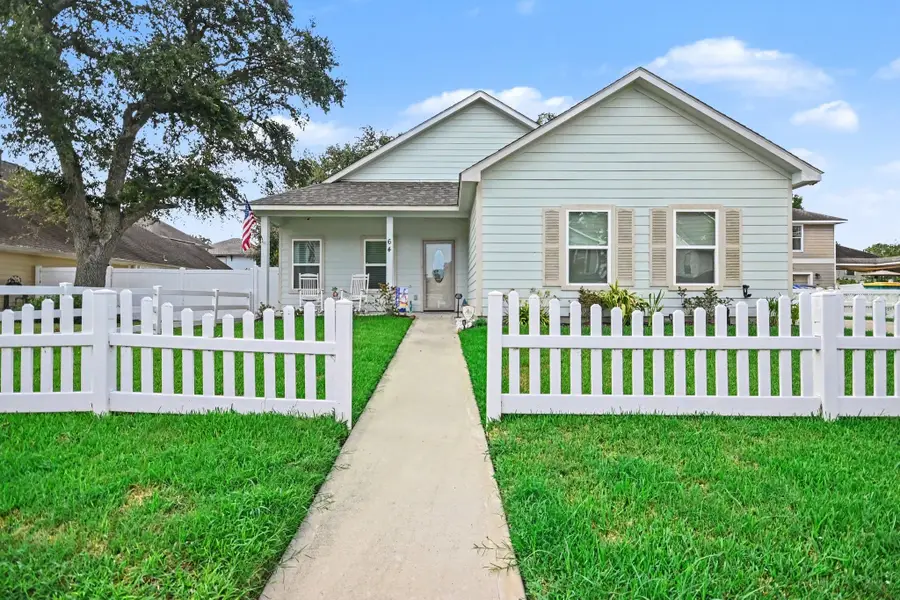 64 Borondo Pines, La Marque, TX 77568 - #2