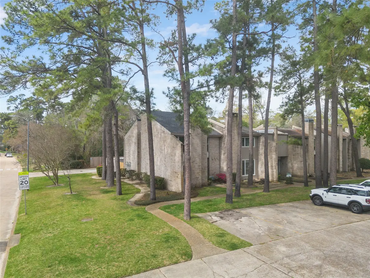 2103 2103 Lake Village Drive, Houston, TX 77339 - #1