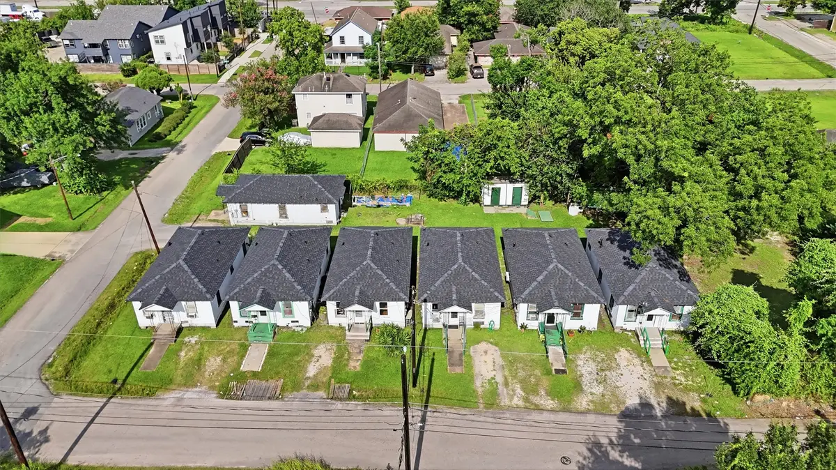2222 Erastus Street, Houston, TX 77020 - #1