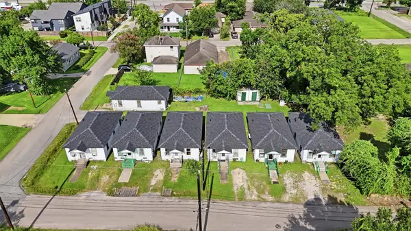 2222 Erastus Street, Houston, TX 77020