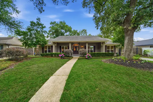 5535 Queensloch Drive Drive, Houston, TX 77096