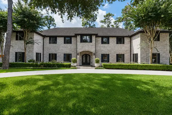 11407 Holidan Way, Hedwig Village, TX 77024