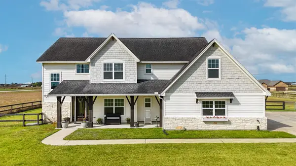 7707 Stratford Hall Drive, Rosharon, TX 77583