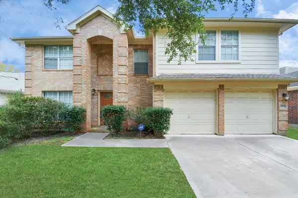 10810 Desert Springs Circle, Houston, TX 77095