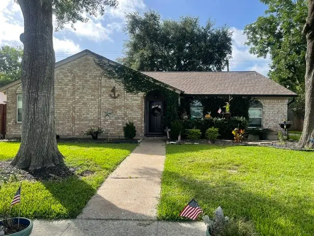 1706 San Sebastian Lane, Nassau Bay, TX 77058 - #1