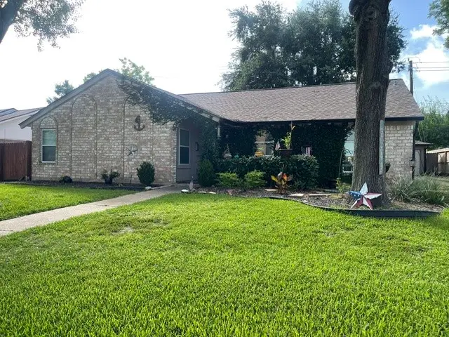 1706 San Sebastian Lane, Nassau Bay, TX 77058 - #2