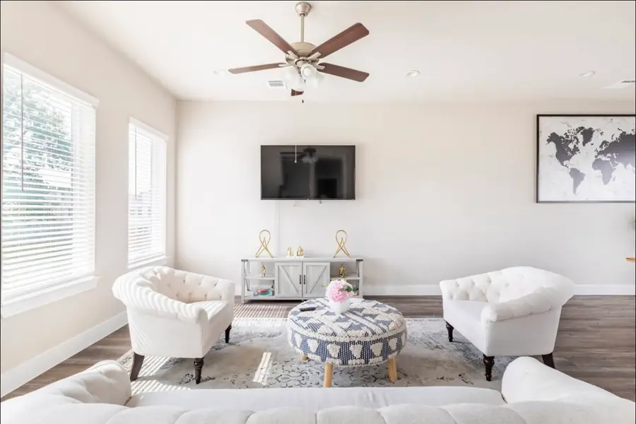 1740 Cove Crescent Court, Houston, TX 77055 - #3