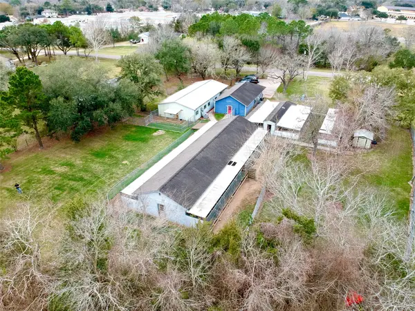 310 Ellen Avenue, League City, TX 77573