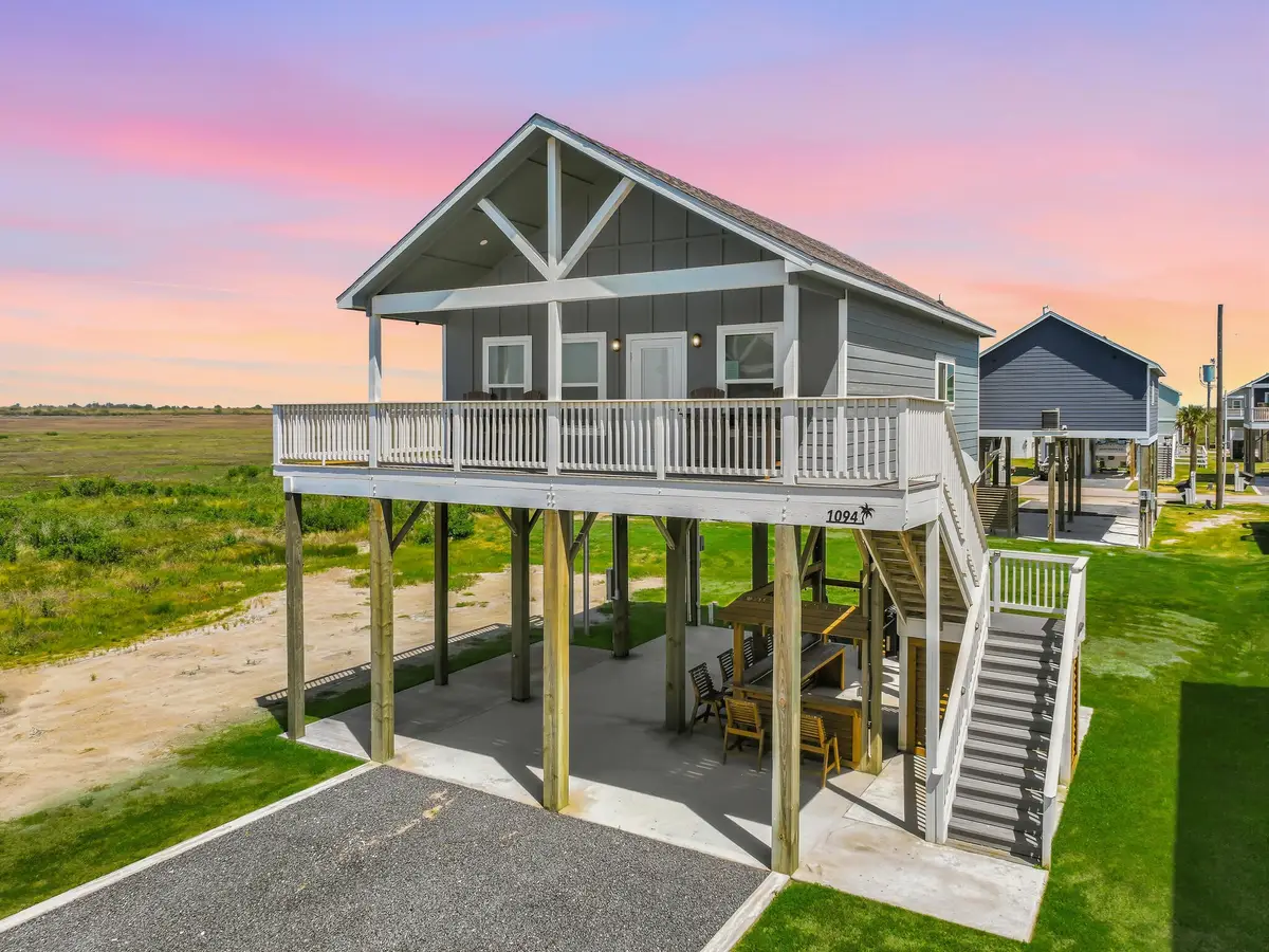 1094 Shady Lane, Gilchrist, TX 77617 - #1