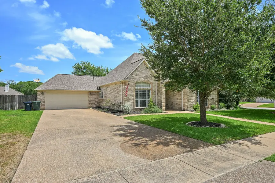 2107 Williams Way, Bryan, TX 77808 - #2