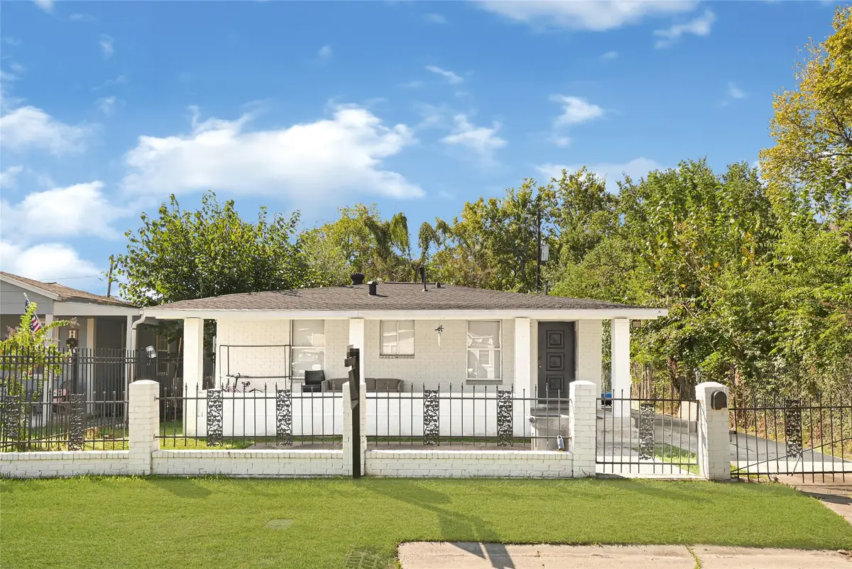10526 Palestine Street, Jacinto City, TX 77029 - #1